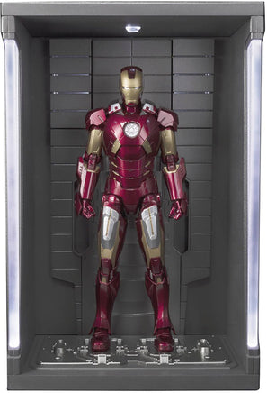 Iron Man 6 Inch Action Figure S.H. Figuarts - Iron Man Mark VII Hall Of Armor