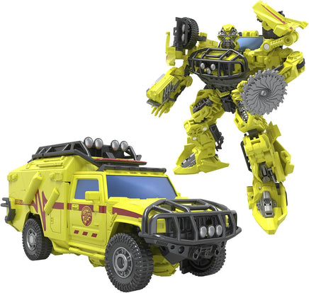 Transformers Studio Series 7 Inch Action Figure Voyager Class (2026 Wave 7) - Ratchet
