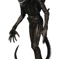 Alien One-12 Collective 9 Inch Action Figure Deluxe - Alien