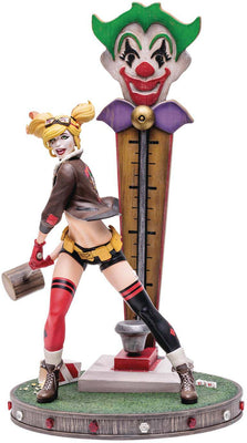 DC Bombshells 9 Inch Statue Figure 1/8 Scale Deluxe - Harley Quinn Version 2