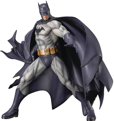 DC Collectible Batman Hush 12 Inch Statue Figure ArtFX - Batman (Refresh)