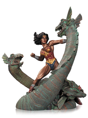 DC Collectible 7 Inch Statue Figure Mini Statue - Wonder Woman vs Hydra Patina