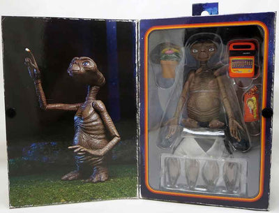 E.T. The Extra-Terrestrial 5 Inch Action Figure Ultimate - E.T. Original