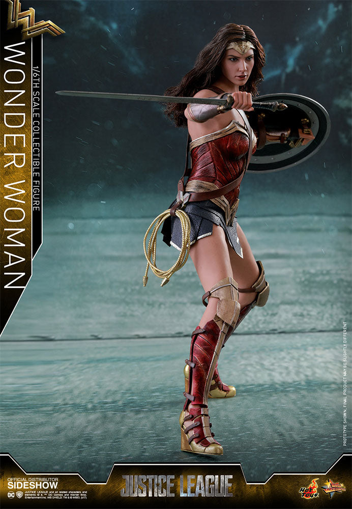 Justice league online wonder woman figure