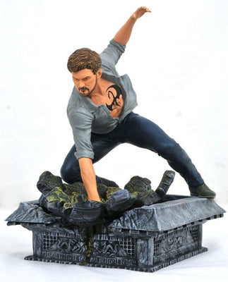 Marvel Gallery 9 Inch Statue Figure Iron Fist Netflix - Iron Fist