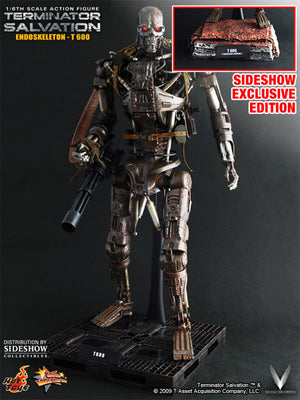 Sideshow Hot Toys Action Figure Terminator Salvation: 1/6 Scale T-600 Exclusive