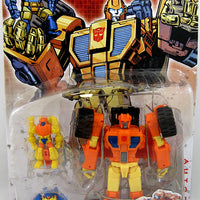 Transformers Generations 6 Inch Action Figure Deluxe Class - Scoop